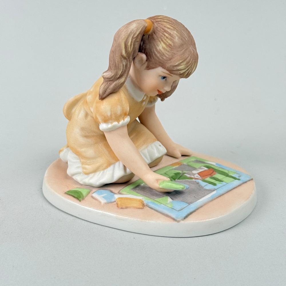 Frances Hook Puzzling Figurine Roman Inc 1985 Yellow New Old Stock Vintage Decor